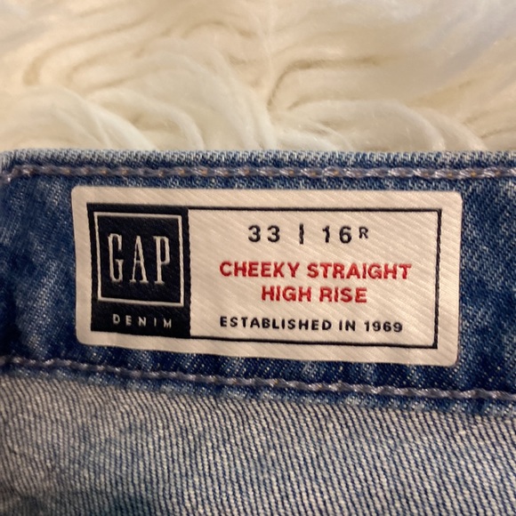 GAP Cheeky Straight High Rise Jeans size 33/16 inseam 26” brand new with tags - Picture 8 of 12